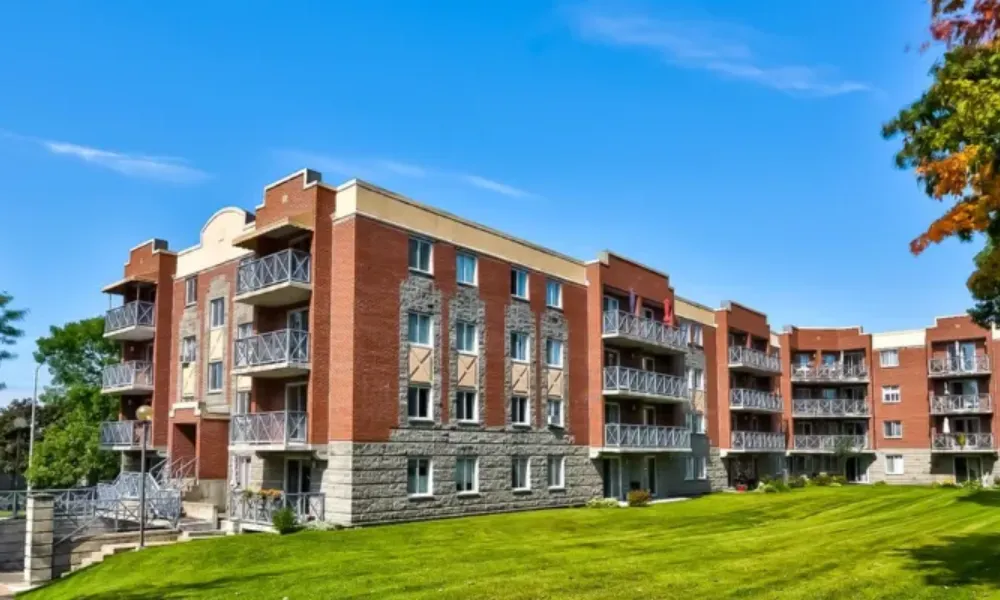 Québec City, QC Multi Story Residential Complex